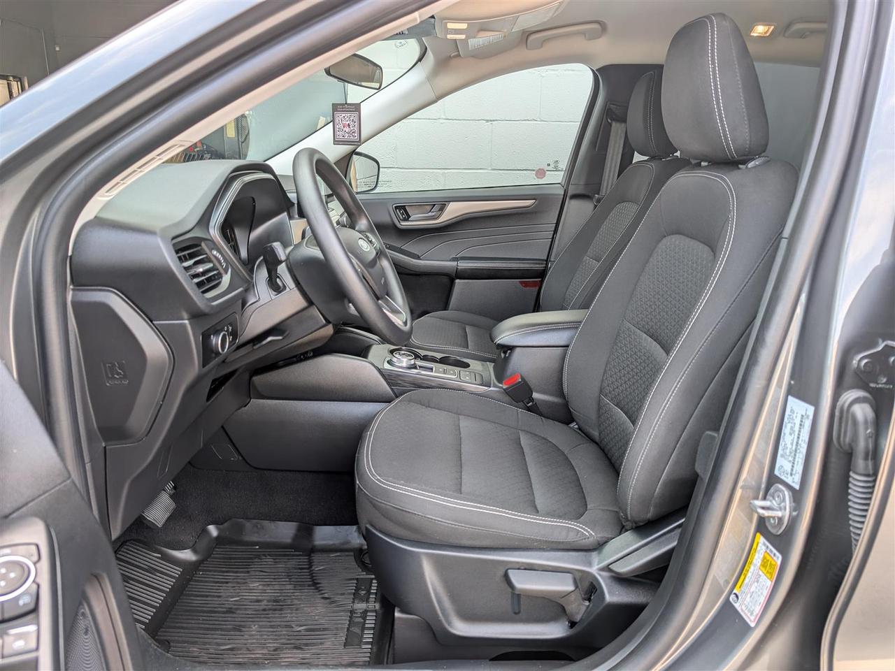 2025 Ford Escape ACTIVE - REVERSE CAM - CARPLAY - TECH FEATS Photo
