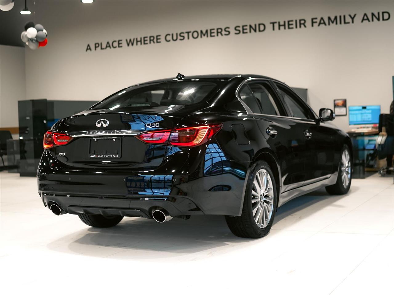 2024 Infiniti Q50 LUXE AWD | 360 CAM | SUNROOF | NO ACCIDENTS Photo