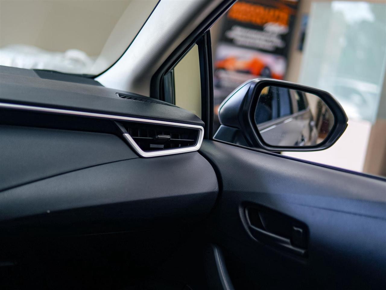 2024 Toyota Corolla LE HYBRID | BLIND SPOT | APP CONNECT | NO ACCIDENTS Photo