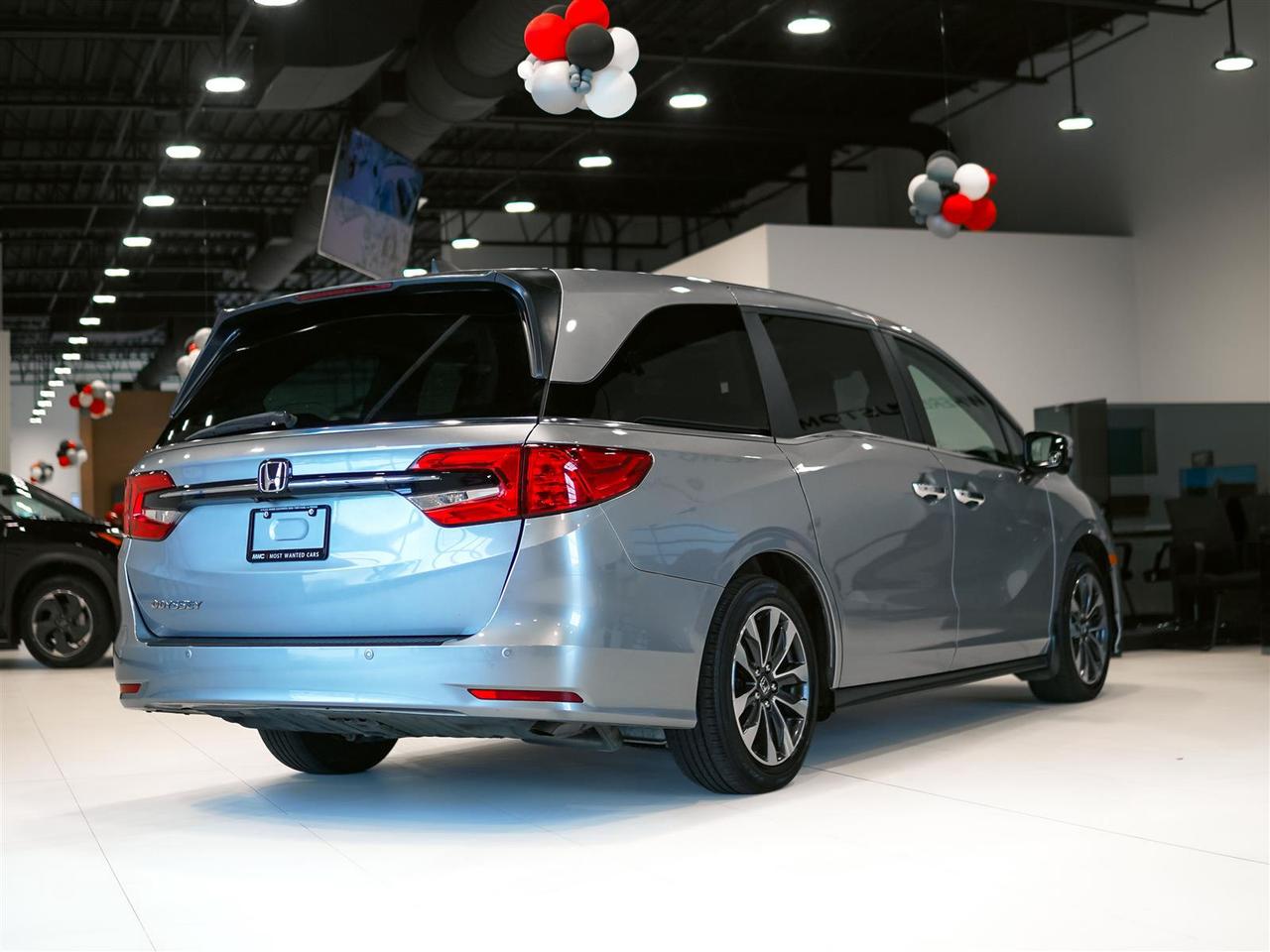 2022 Honda Odyssey EX-L | LEATHER | ROOF | 8 PASS | NO ACCIDENTS Photo