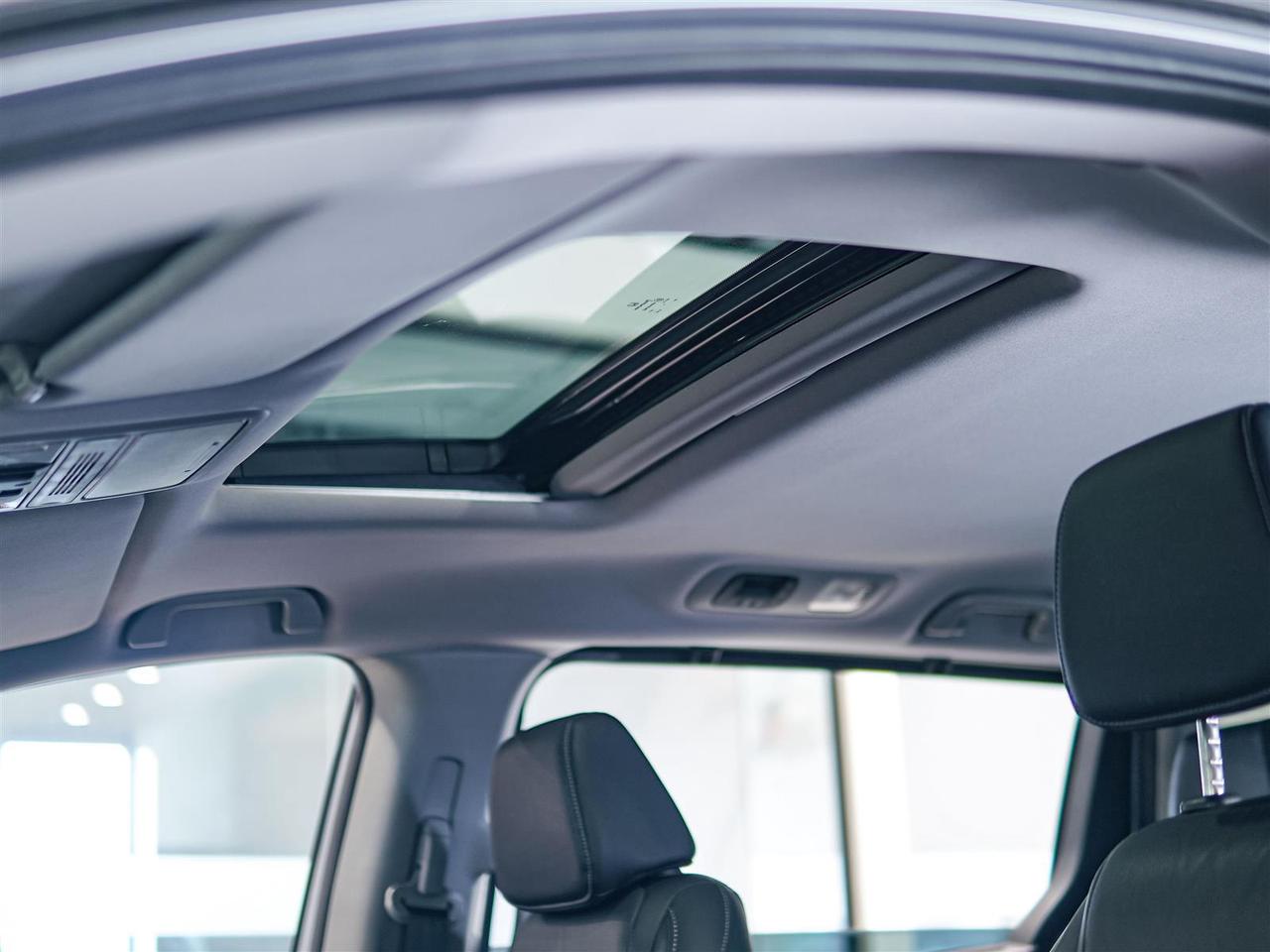 2022 Honda Odyssey EX-L | LEATHER | ROOF | 8 PASS | NO ACCIDENTS Photo