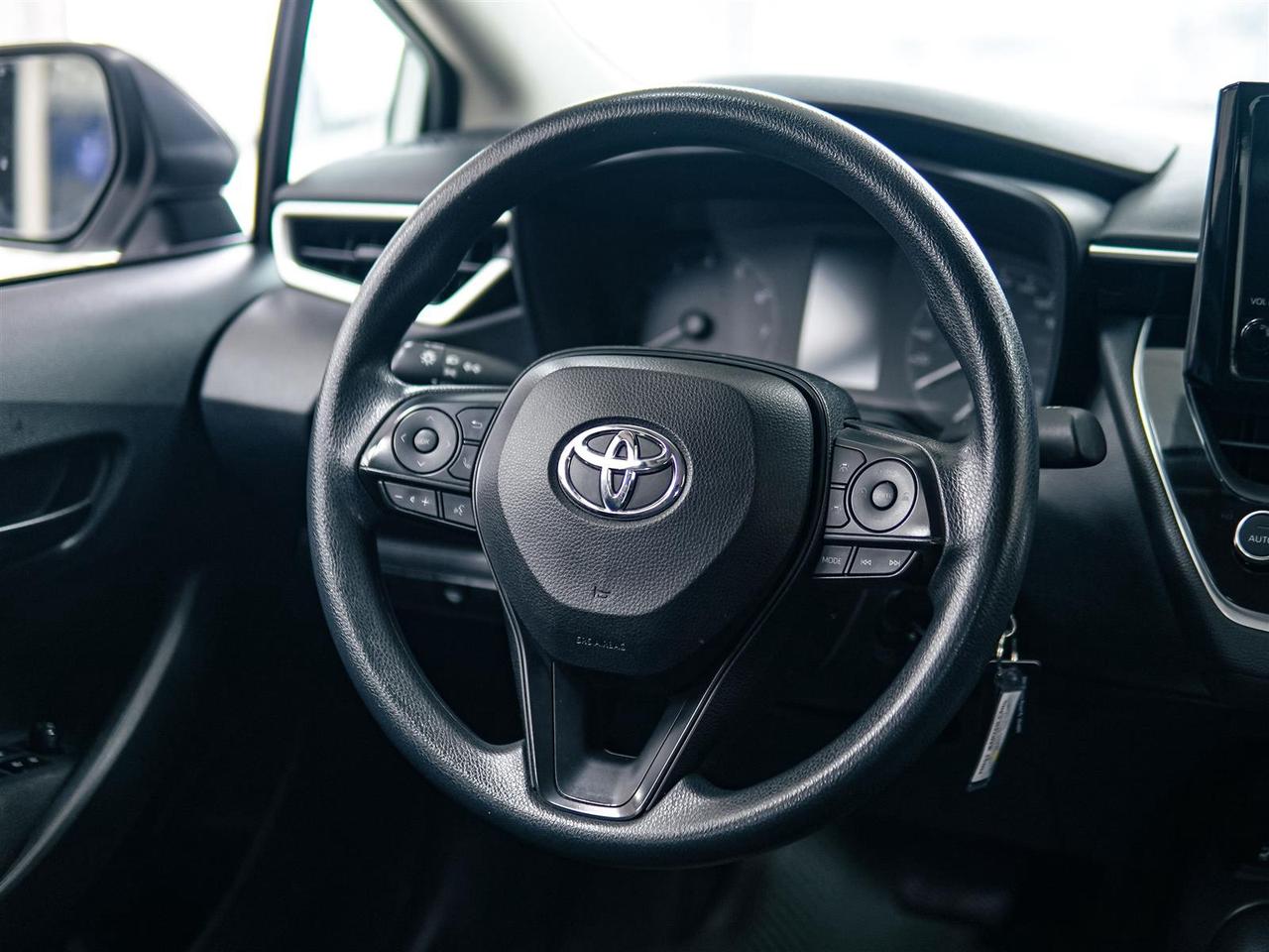 2023 Toyota Corolla LE | BLIND SPOT | APP CONNECT | NO ACCIDENTS Photo