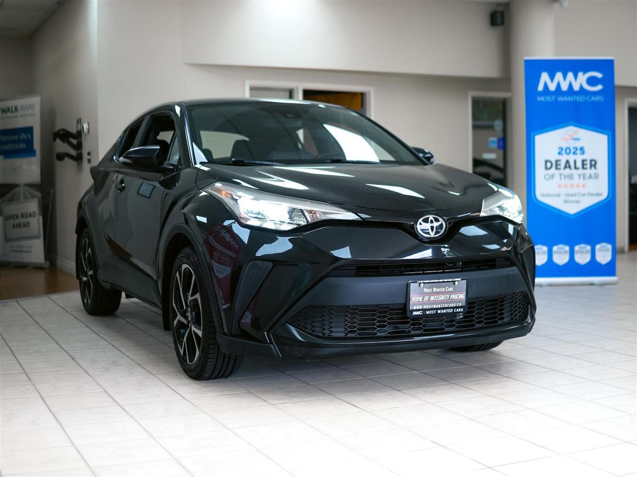 2020 Toyota C-HR XLE PREMIUM | NO ACCIDENTS | BLIND | 18 INCH ALLOYS Photo3