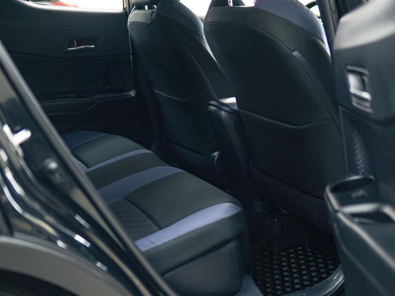 2020 Toyota C-HR XLE PREMIUM | NO ACCIDENTS | BLIND | 18 INCH ALLOYS Photo