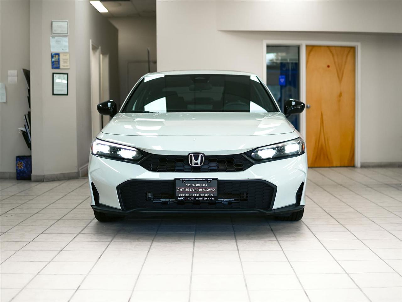 2026 Honda Civic SPORT | SUNROOF | LANE WATCH | NO ACCIDENTS Photo2