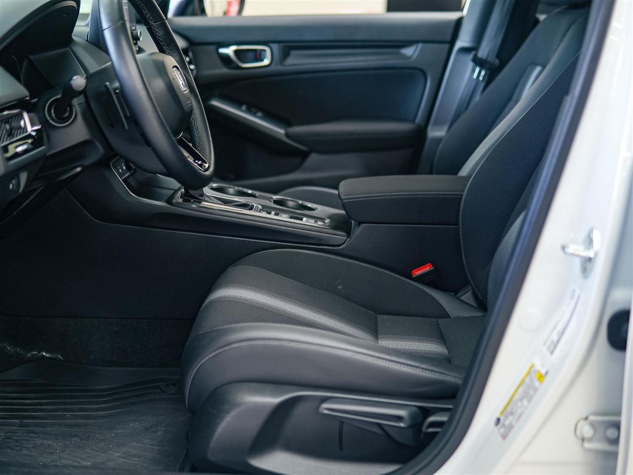 2026 Honda Civic SPORT | SUNROOF | LANE WATCH | NO ACCIDENTS Photo