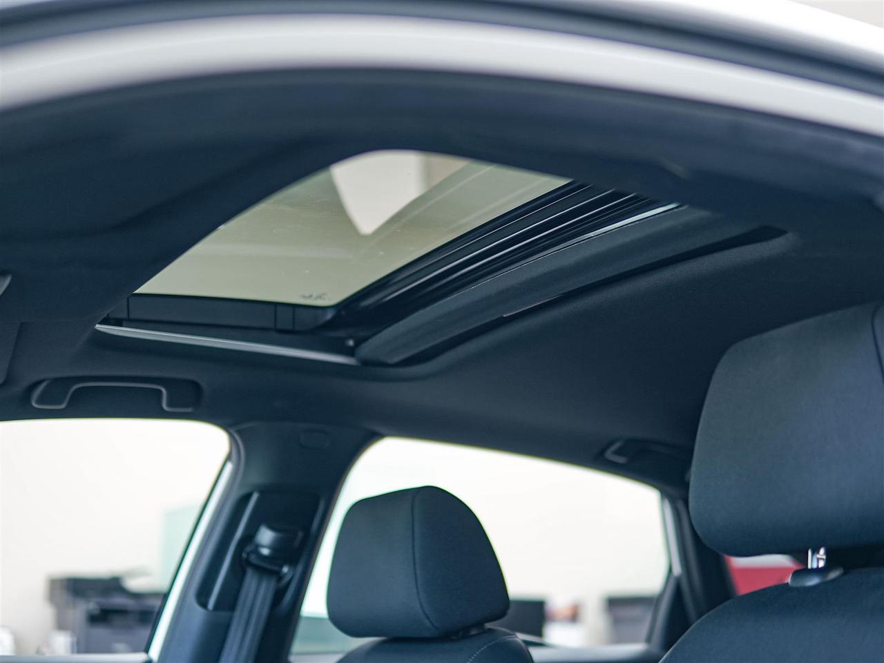 2026 Honda Civic SPORT | SUNROOF | LANE WATCH | NO ACCIDENTS Photo