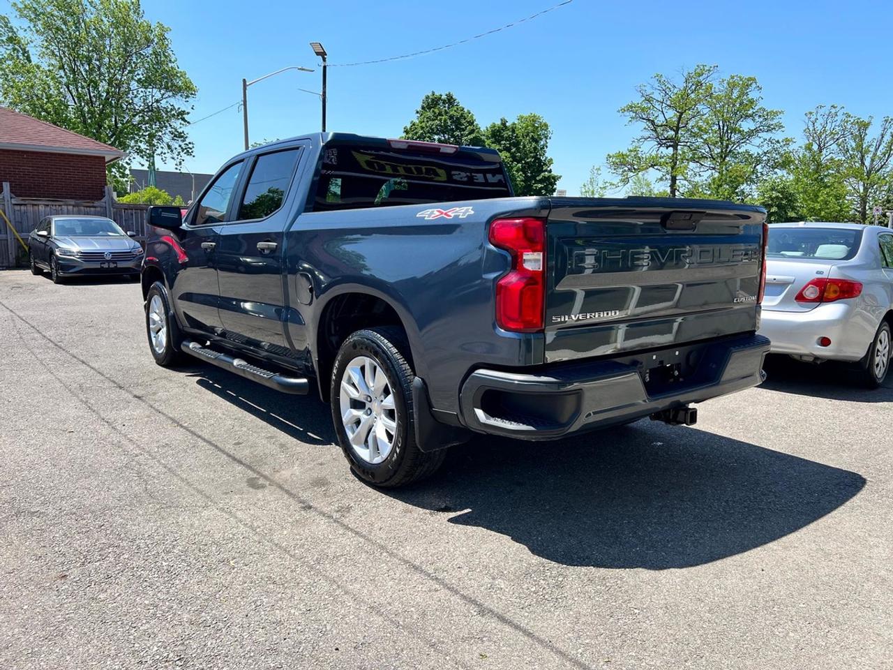 2021 Chevrolet Silverado 1500 Custom Photo2