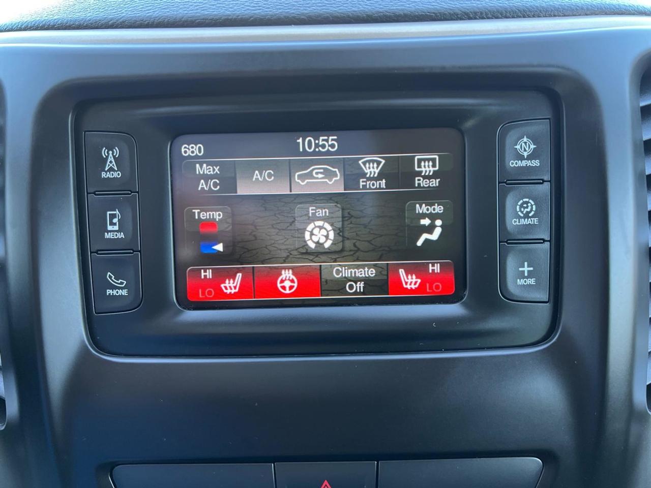 2015 Jeep Cherokee Sport Photo