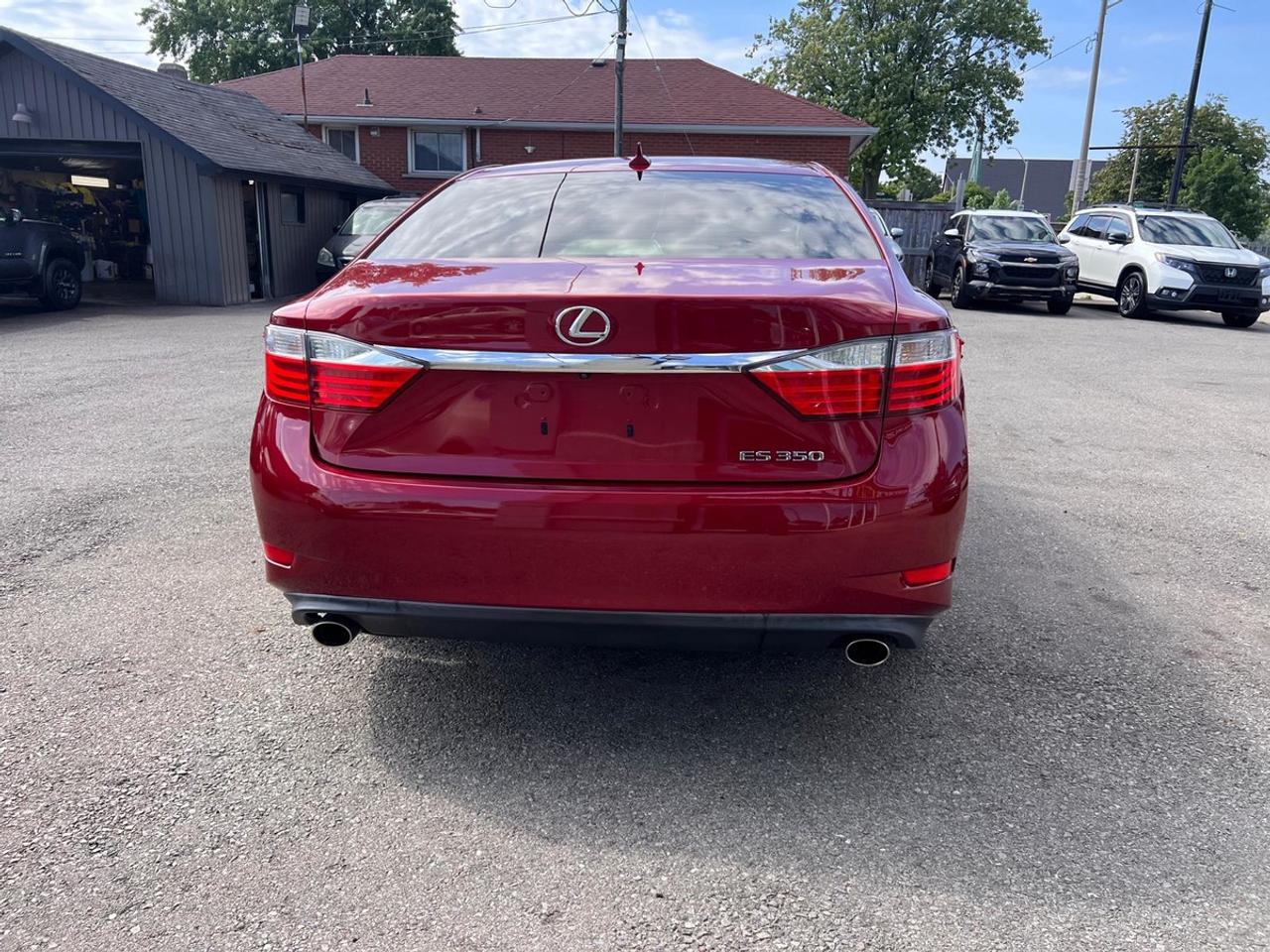 2013 Lexus ES 350 Photo