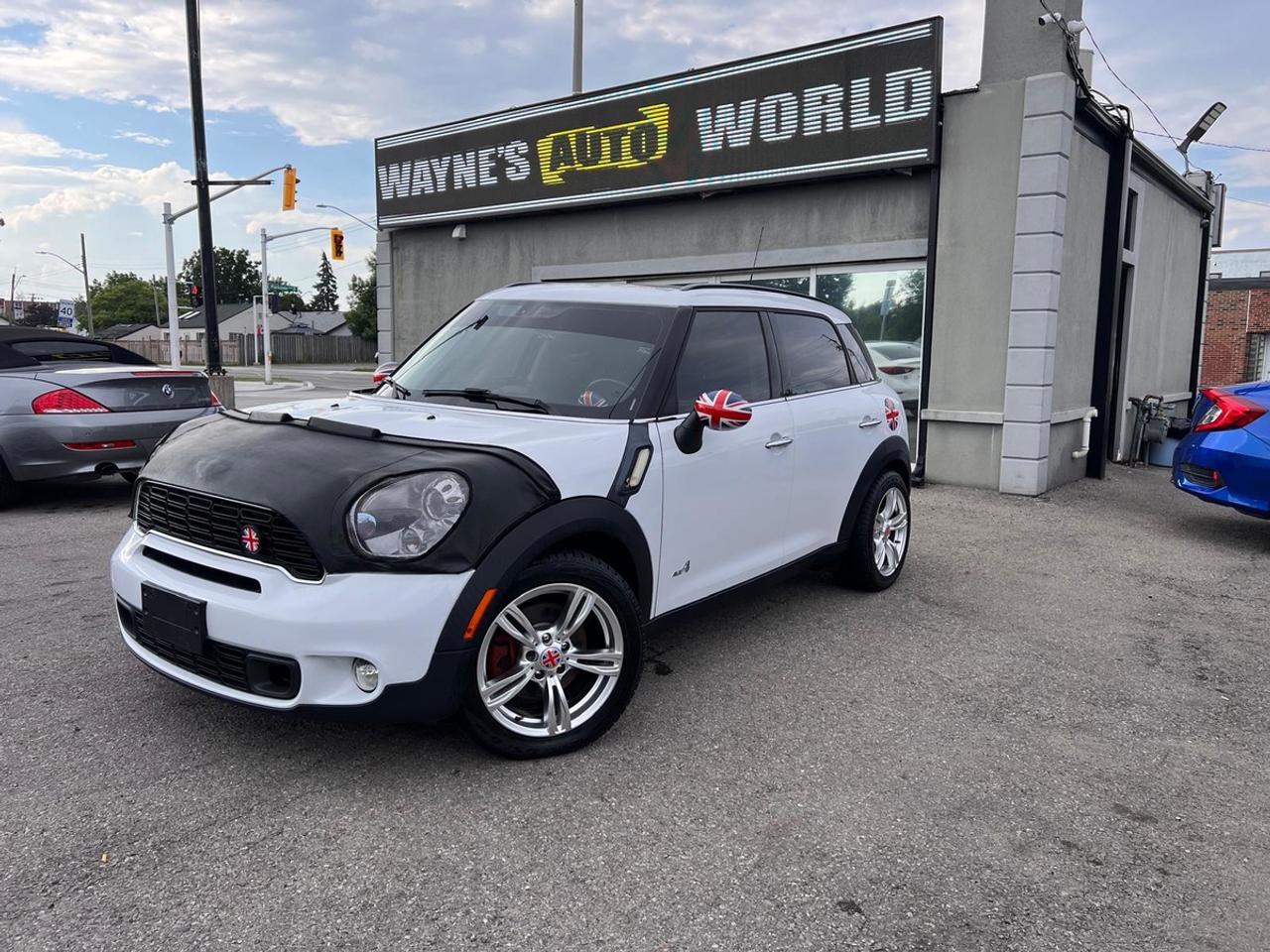 2014 MINI Cooper Countryman S Photo
