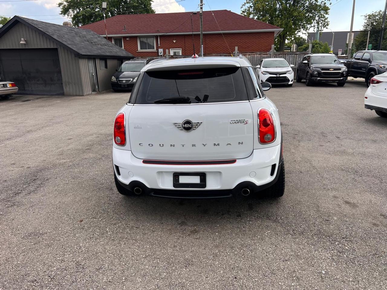 2014 MINI Cooper Countryman S Photo