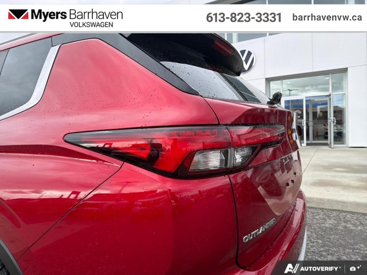 2023 Mitsubishi Outlander LE S-AWC  - Navigation Photo