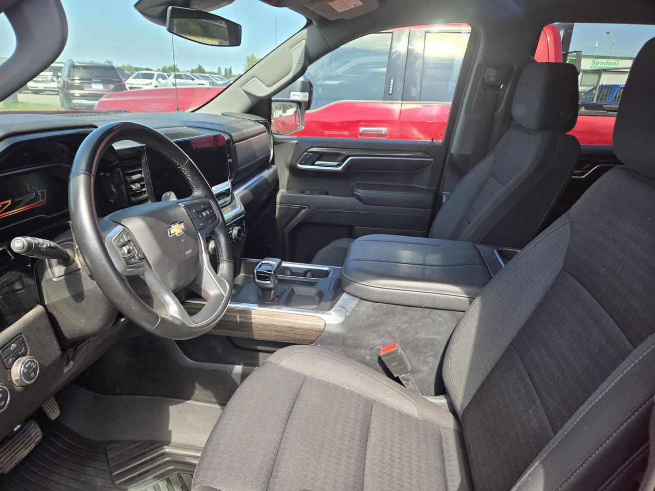 2023 Chevrolet Silverado 1500 LT Photo
