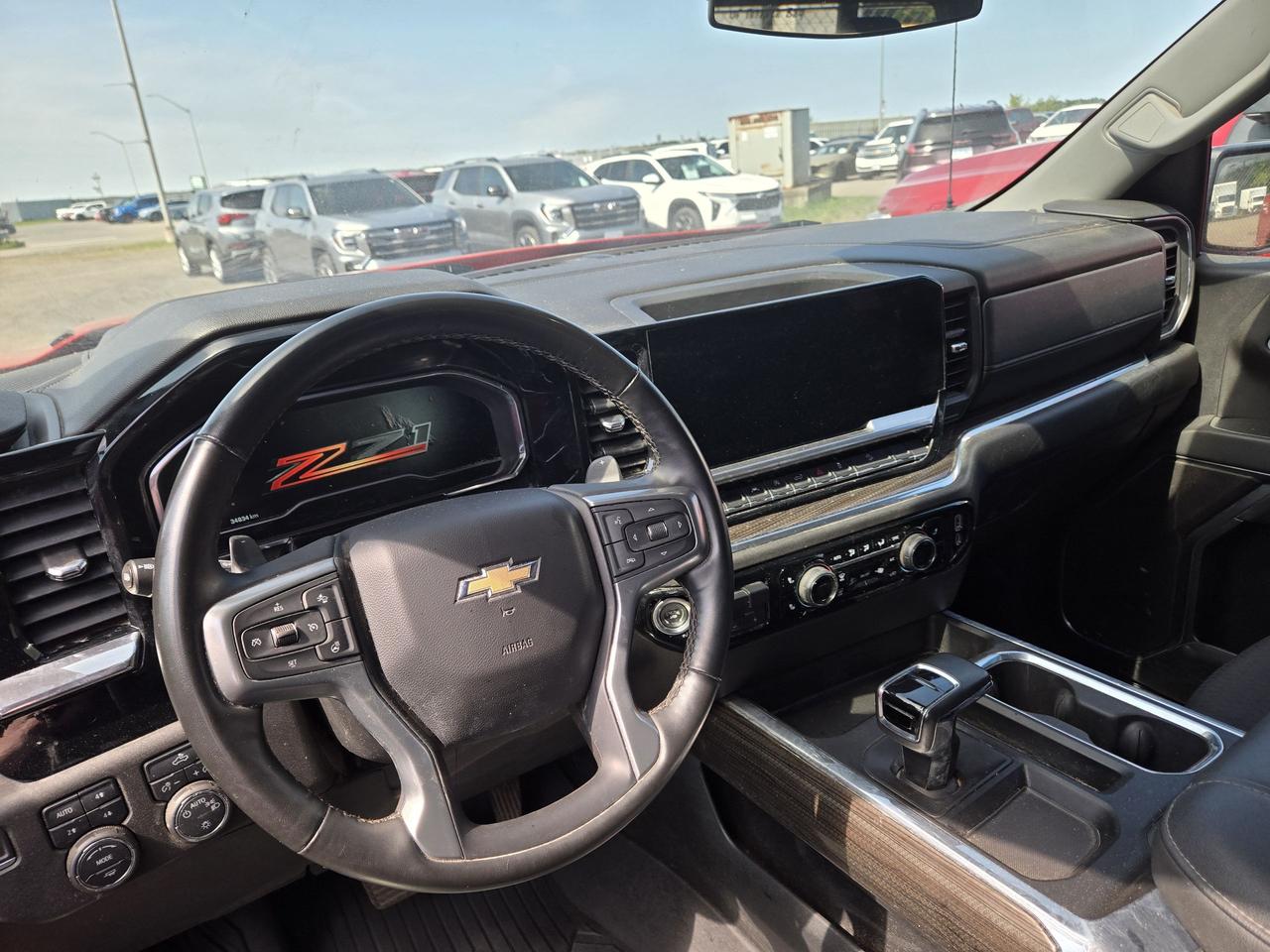 2023 Chevrolet Silverado 1500 LT Photo