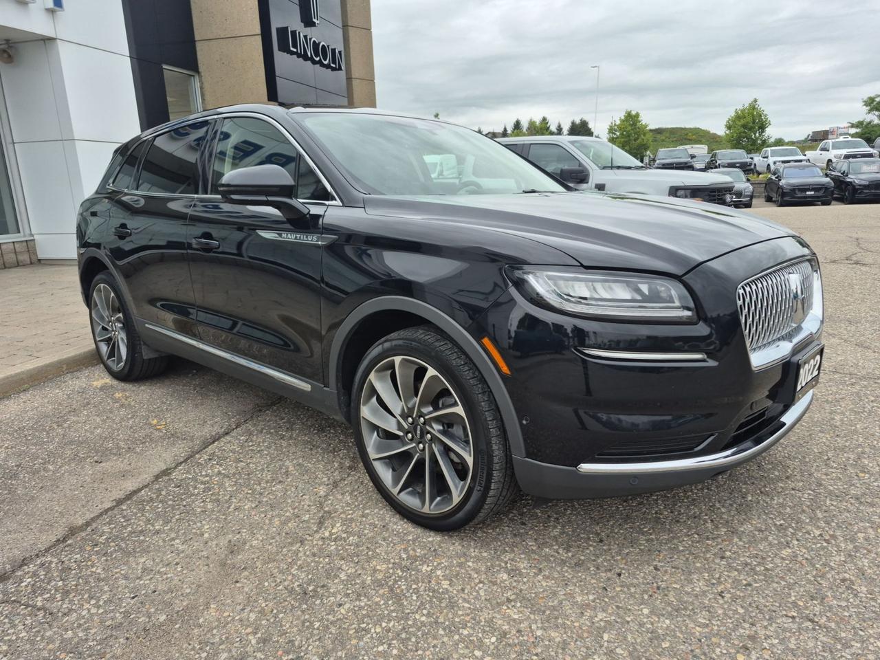 2022 Lincoln Nautilus 2.7L UPGRADED ENGINE! RESERVE, AWD, 201A, 21" RIMS Photo2