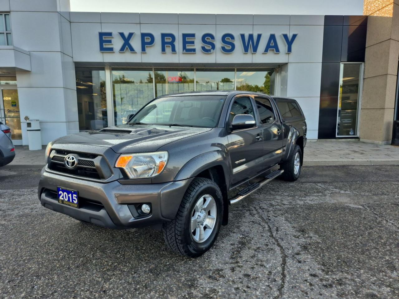 Used 2015 Toyota Tacoma 4x4 Dbl Cab V6 5A for sale in New Hamburg, ON