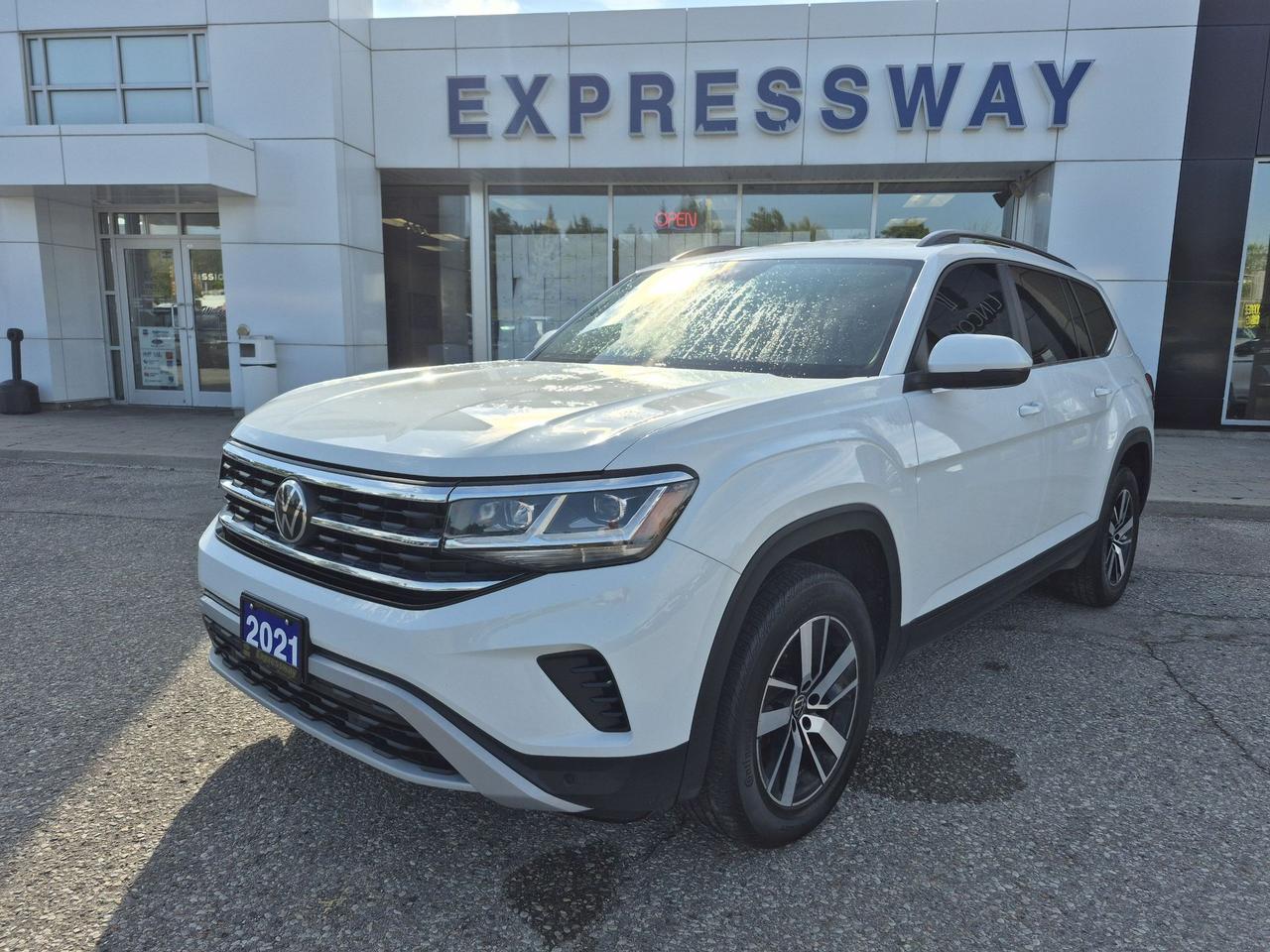2021 Volkswagen Atlas COMFORTLINE, 2L TURBO ENGINE, LOCAL TRADE! Photo0