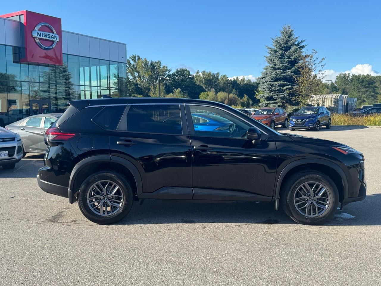 2024 Nissan Rogue AWD S Photo1