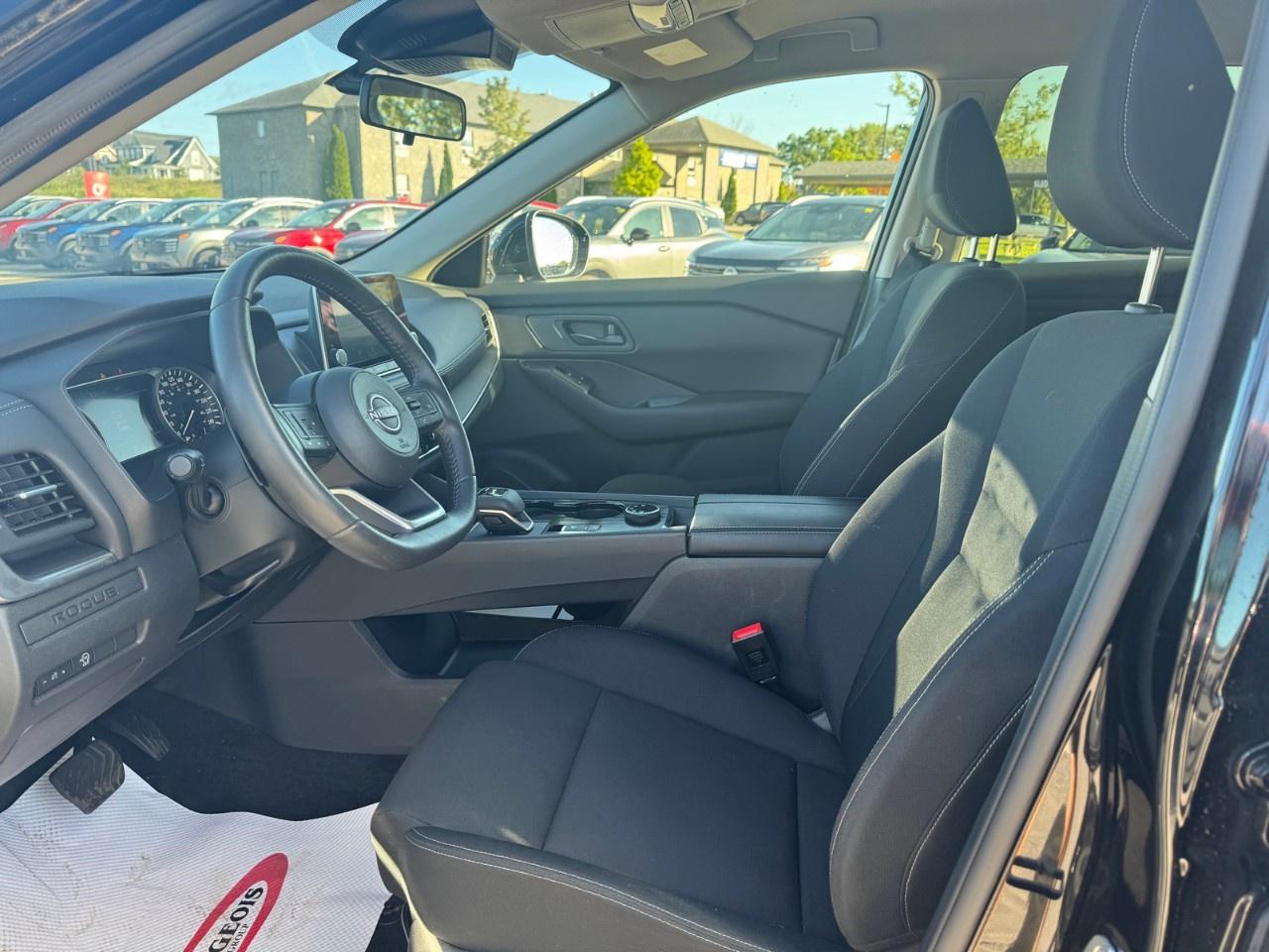 2024 Nissan Rogue AWD S Photo