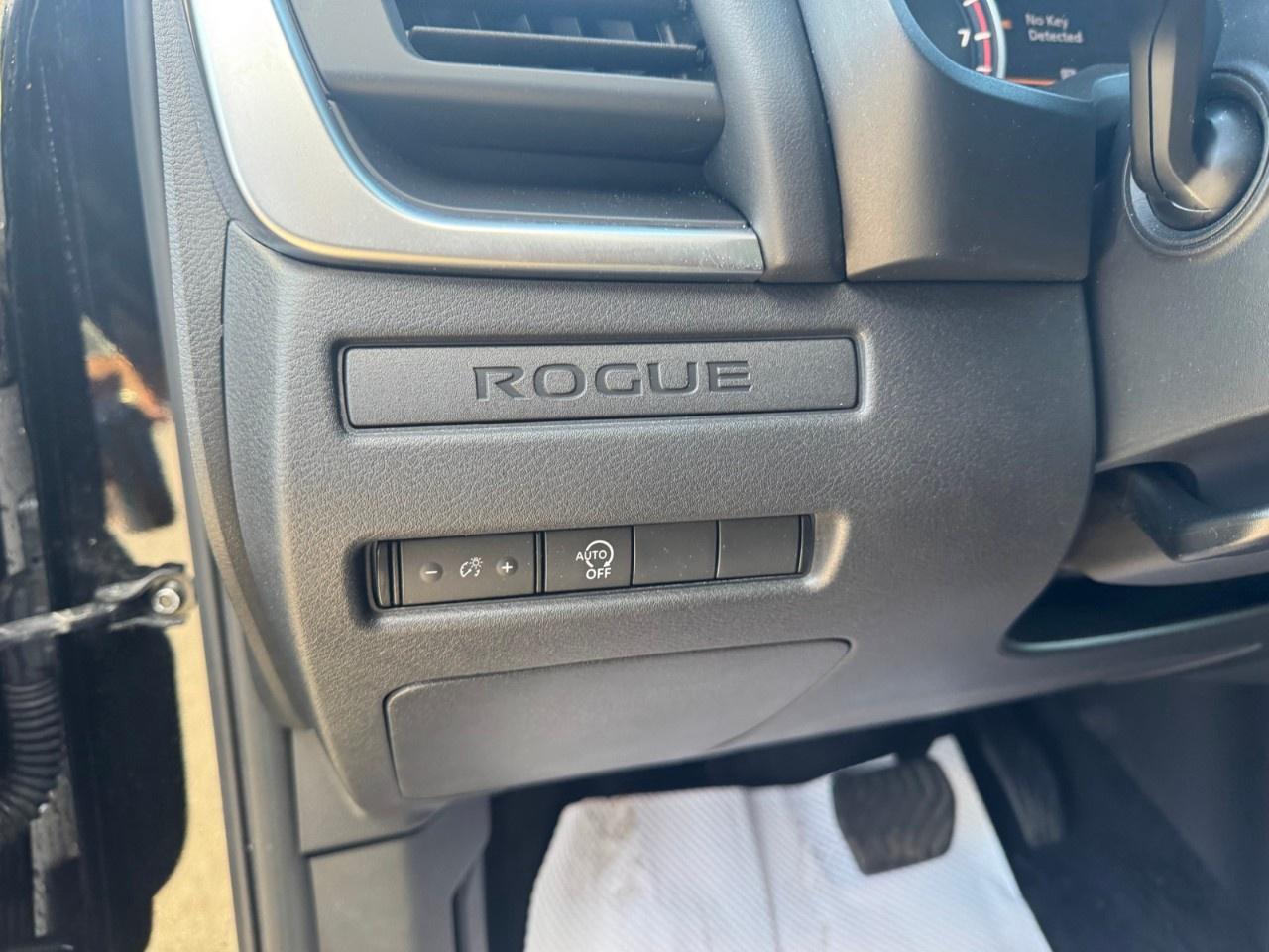 2024 Nissan Rogue AWD S Photo