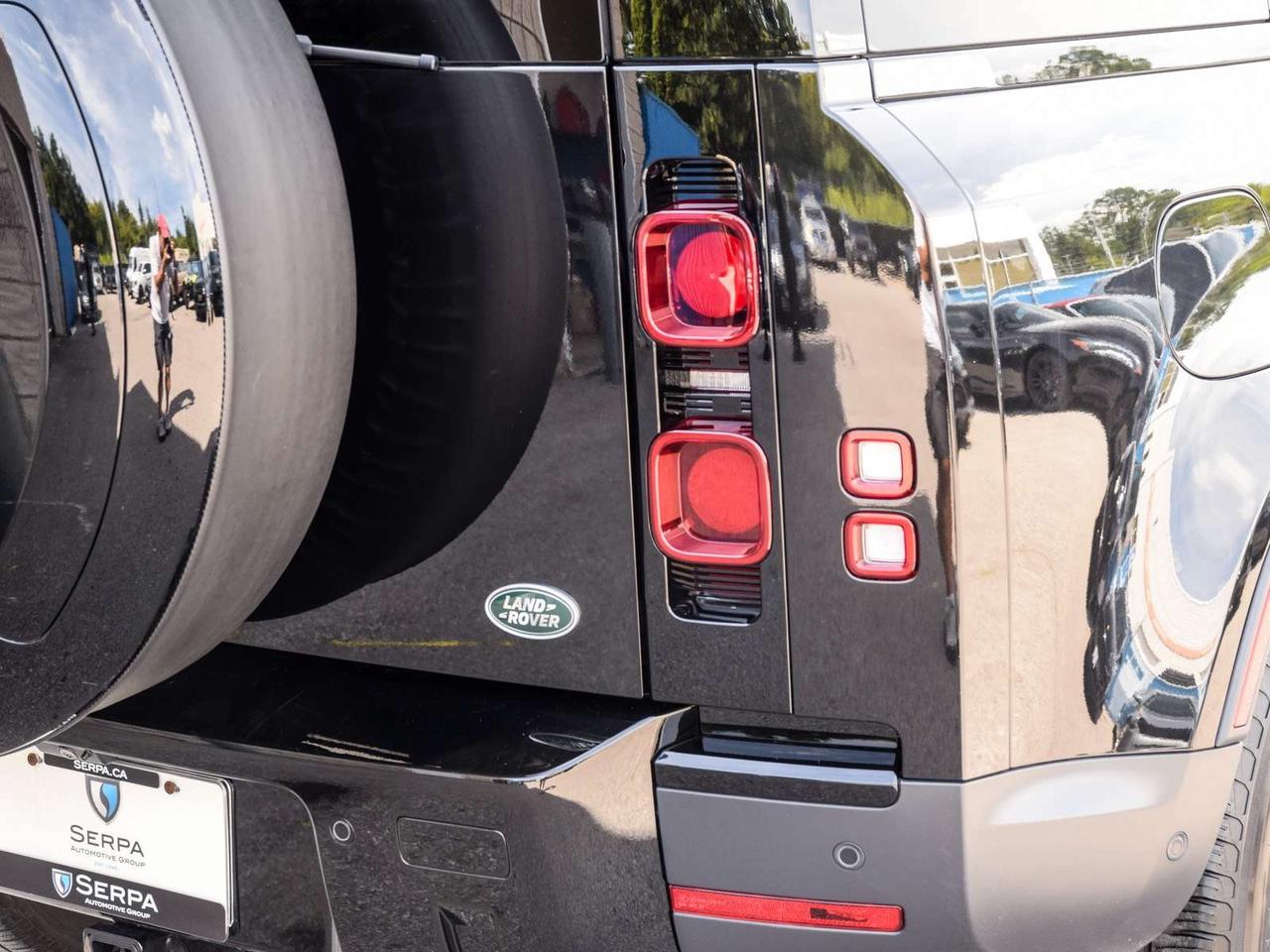 2023 Land Rover Defender S 4dr All-Wheel Drive 110 Photo