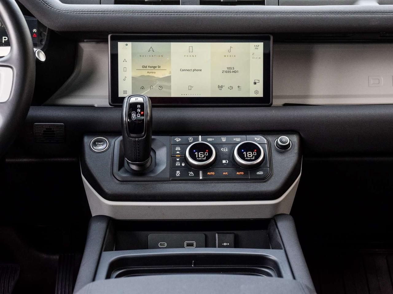 2023 Land Rover Defender S 4dr All-Wheel Drive 110 Photo