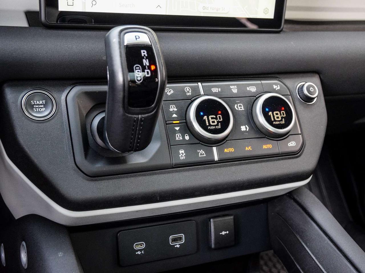2023 Land Rover Defender S 4dr All-Wheel Drive 110 Photo