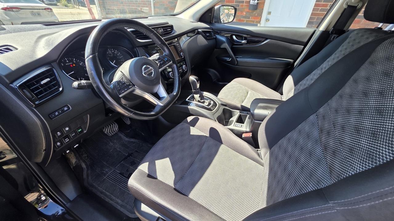 2023 Nissan Qashqai SV Photo3