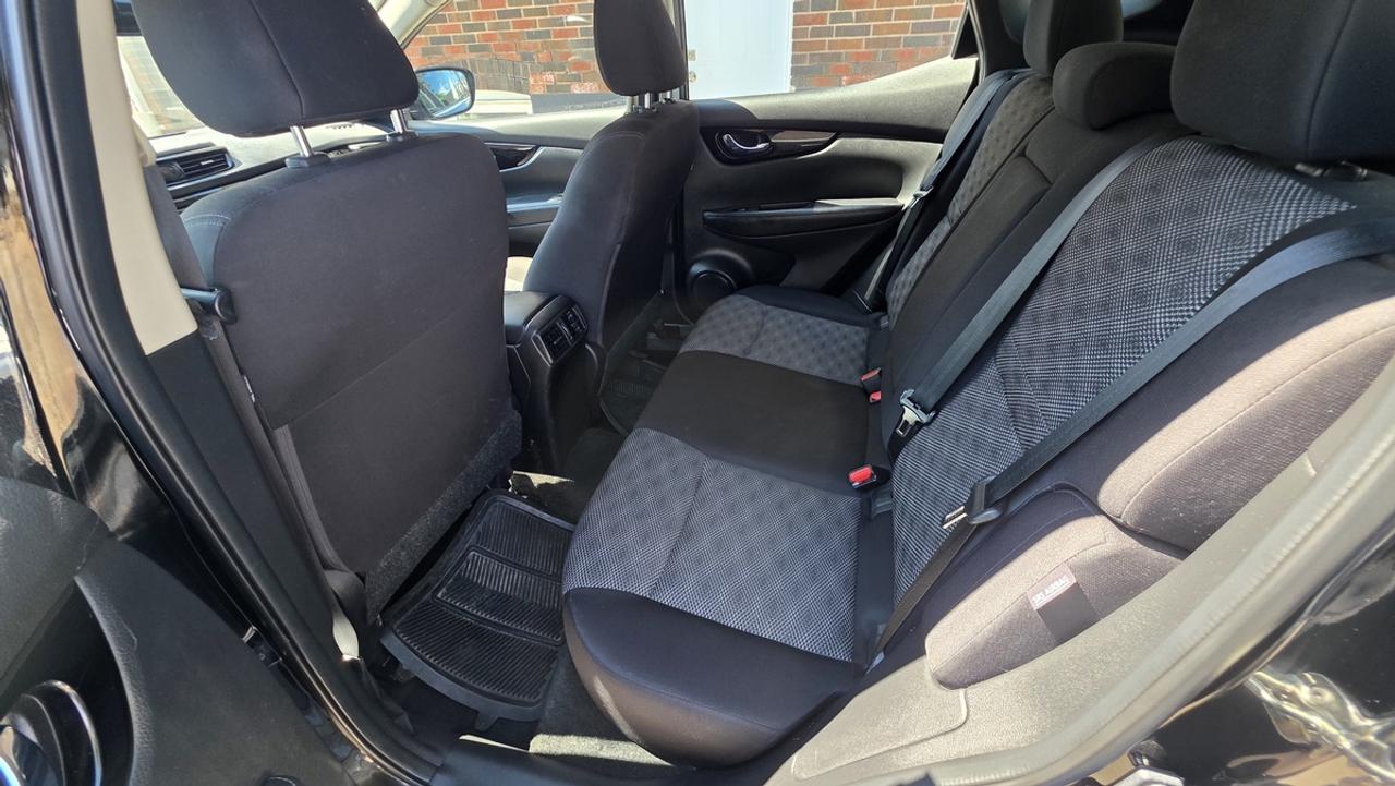 2023 Nissan Qashqai SV Photo4