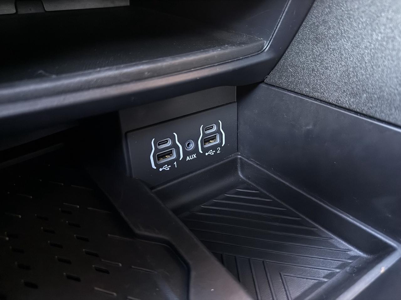 2025 Chrysler Pacifica Limited S| Panaroof| Leather| Stow n Go| Photo