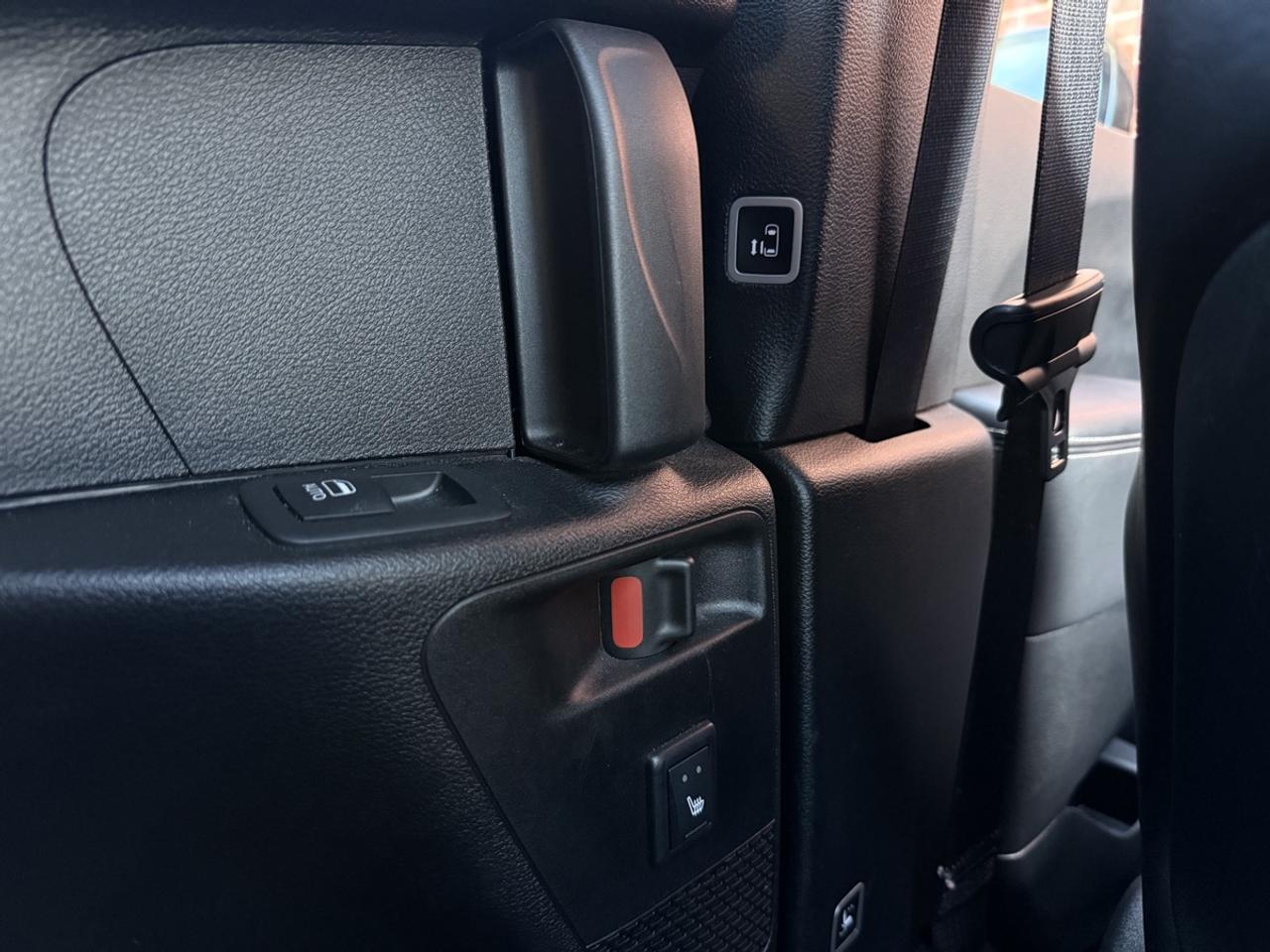 2025 Chrysler Pacifica Limited S| Panaroof| Leather| Stow n Go| Photo