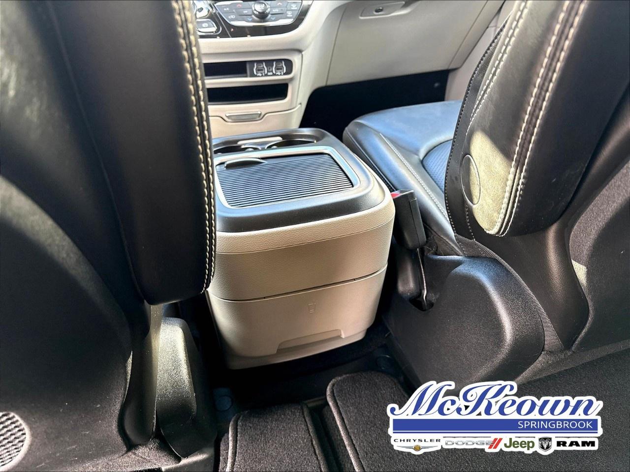 2024 Chrysler Pacifica TOURING-L FWD Photo