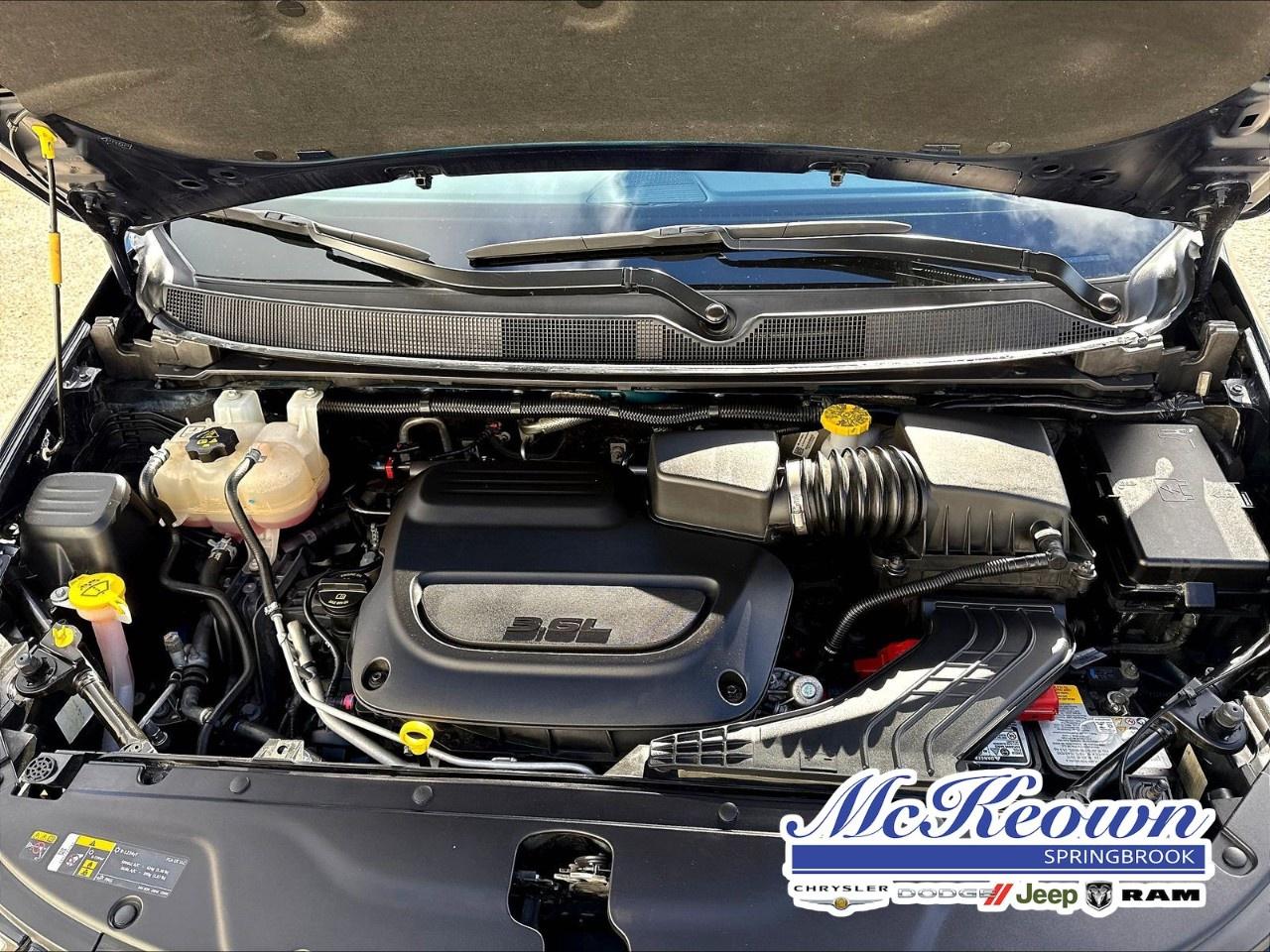2024 Chrysler Pacifica TOURING-L FWD Photo