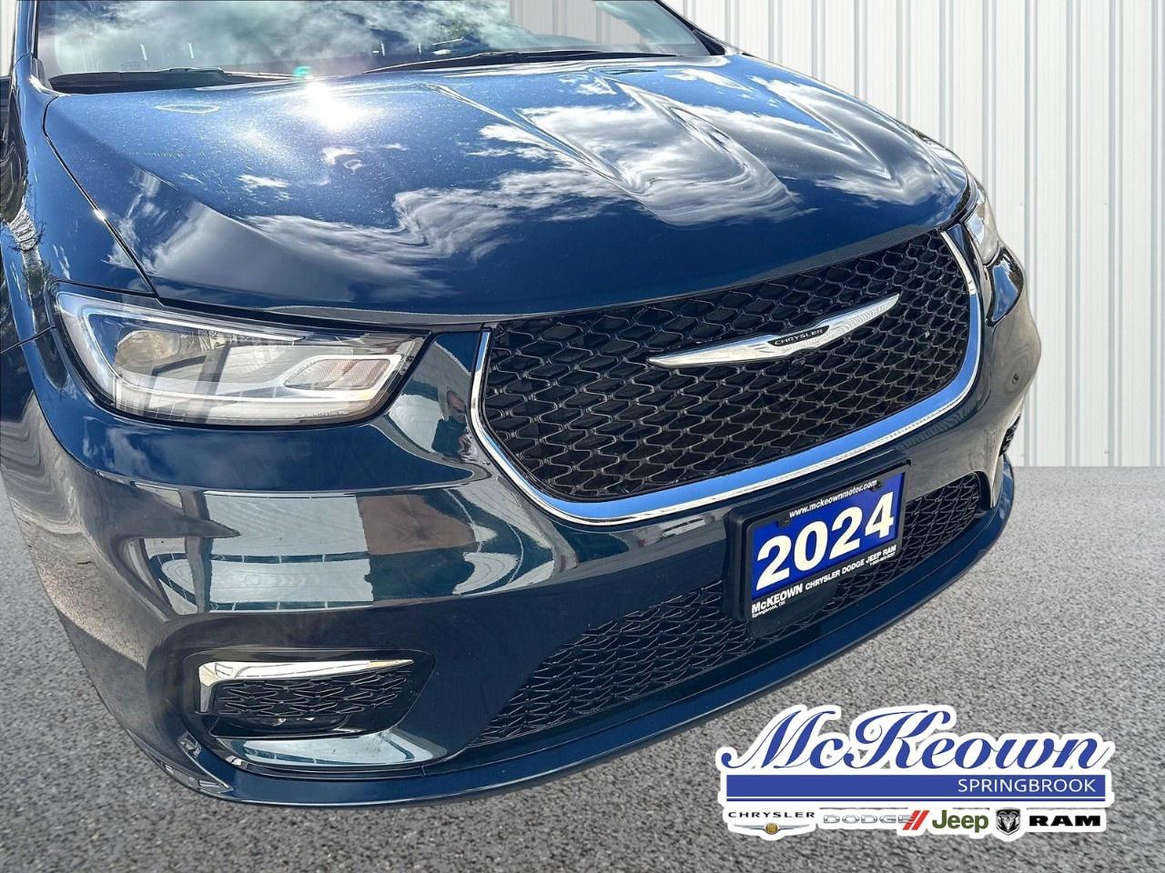 2024 Chrysler Pacifica TOURING-L FWD Photo