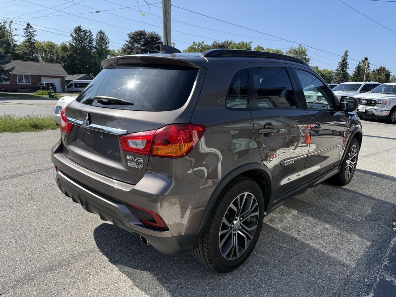 2018 Mitsubishi RVR  Photo4