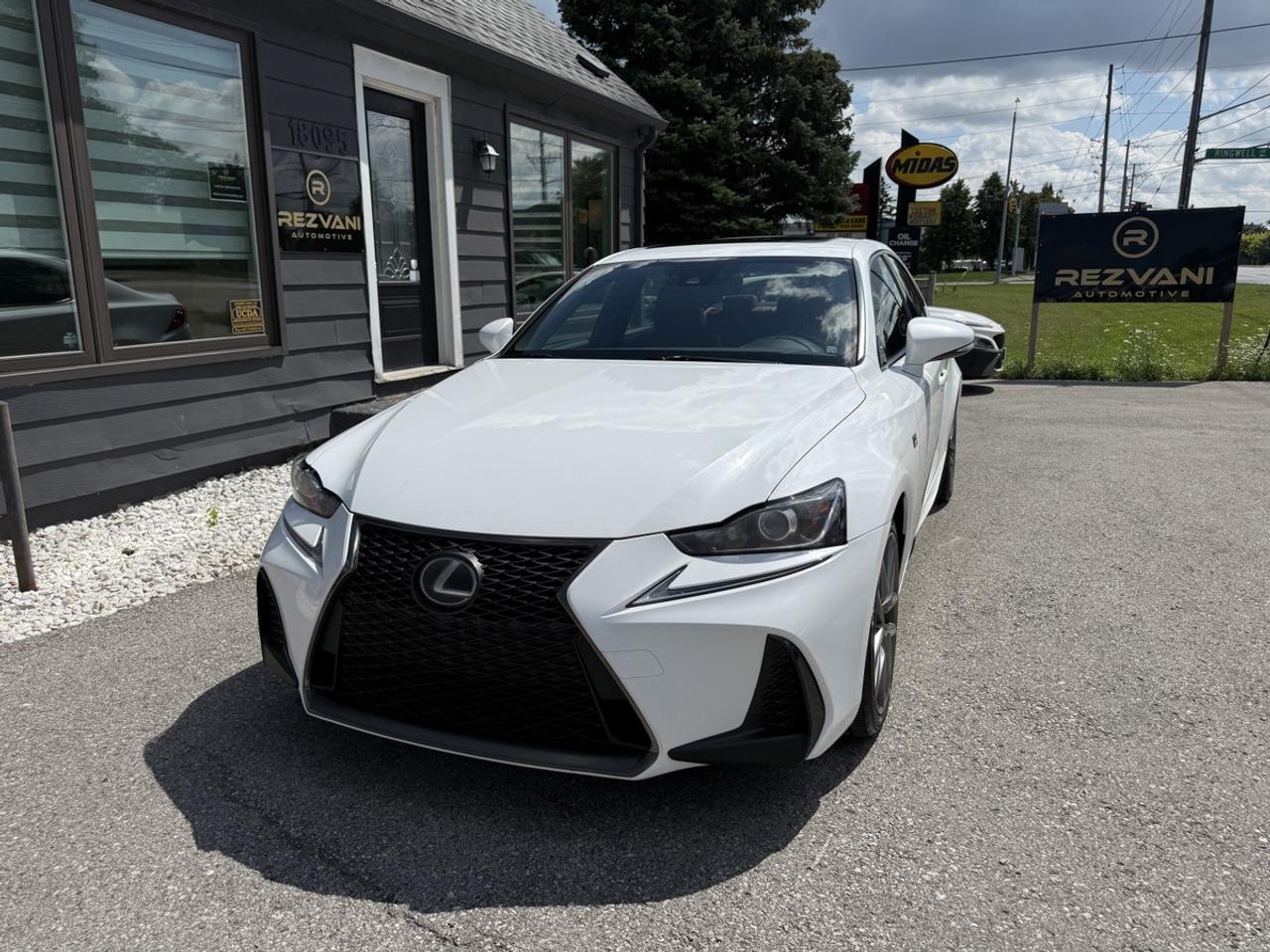 2017 Lexus IS 300 F SPORT Photo0