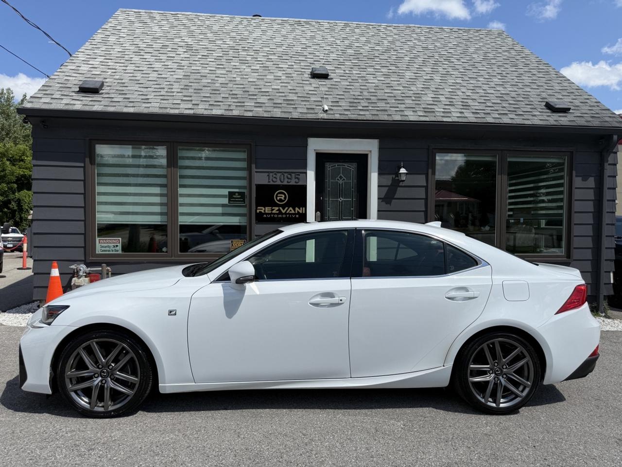 2017 Lexus IS 300 F SPORT Photo
