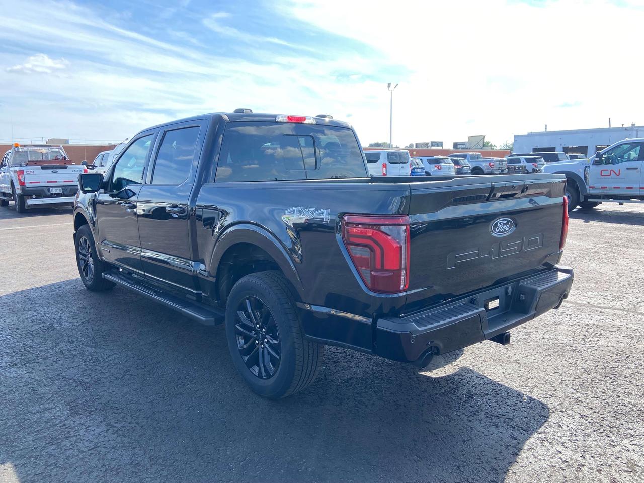 2024 Ford F-150 LARIAT 3.5L POWERBOOST HYBRID BLACK PKG PANEL ROOF Photo