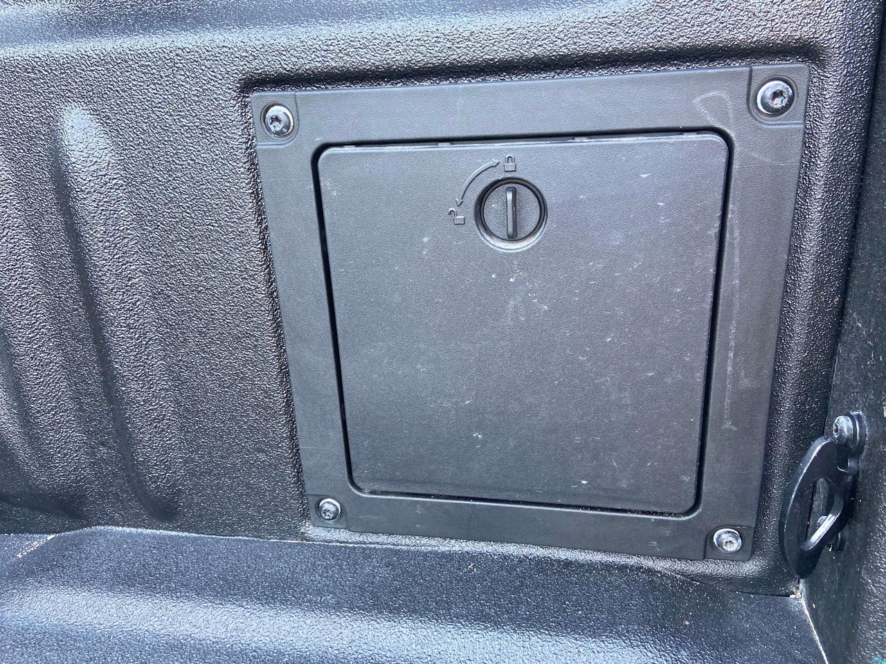 2024 Ford F-150 LARIAT 3.5L POWERBOOST HYBRID BLACK PKG PANEL ROOF Photo
