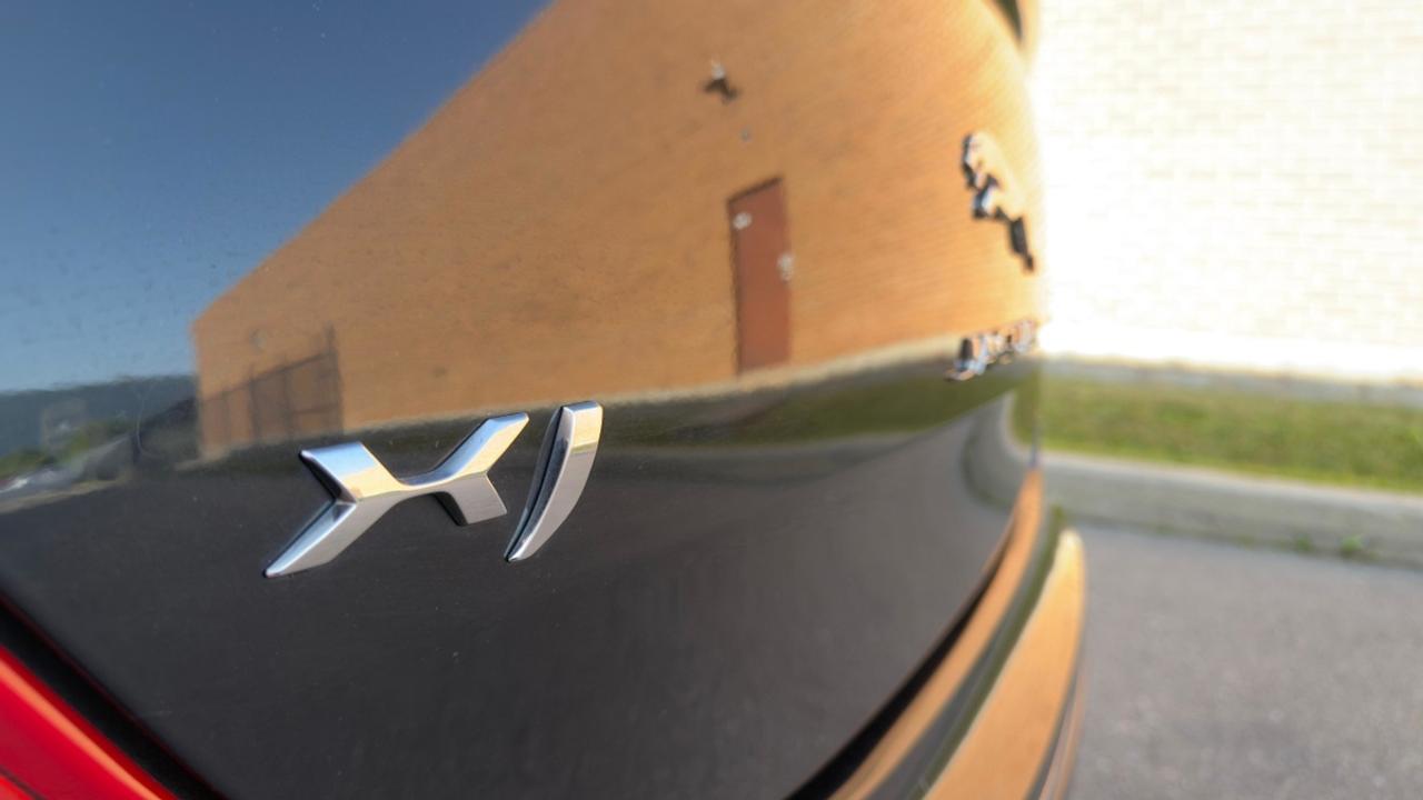 2015 Jaguar XJ Premium Photo