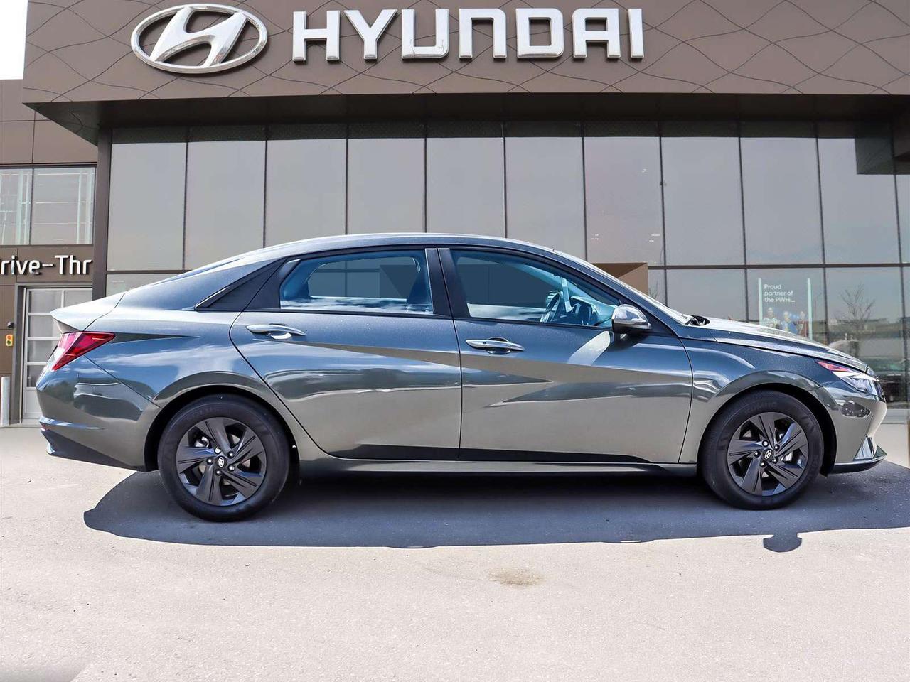 2023 Hyundai Elantra Preferred Photo2
