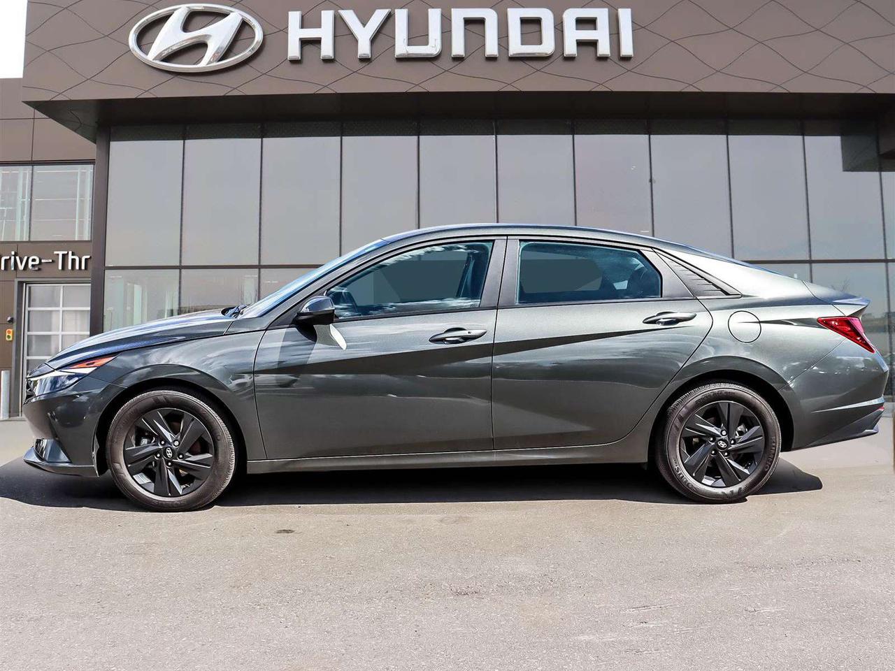 2023 Hyundai Elantra Preferred Photo