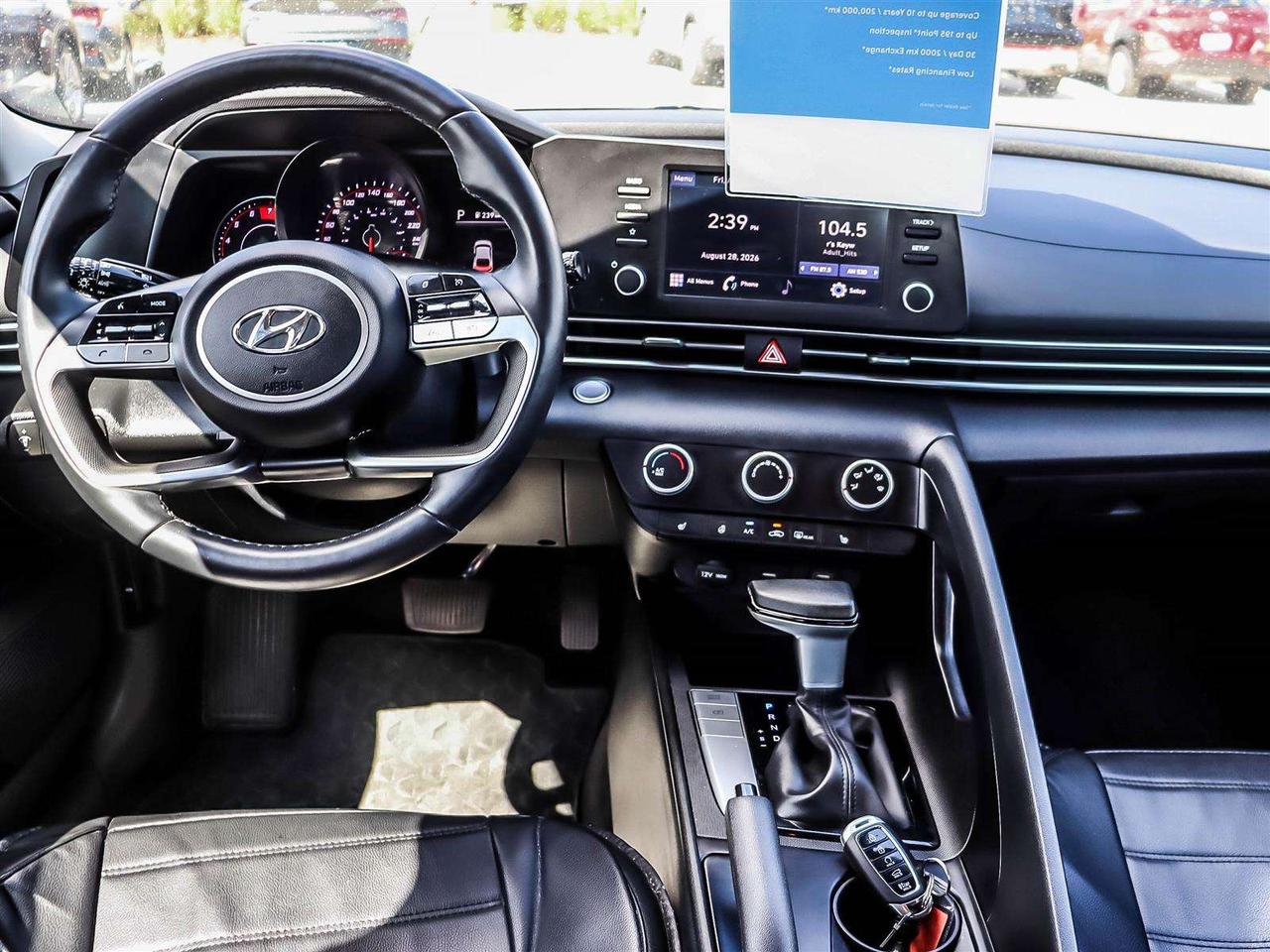 2023 Hyundai Elantra Preferred Photo