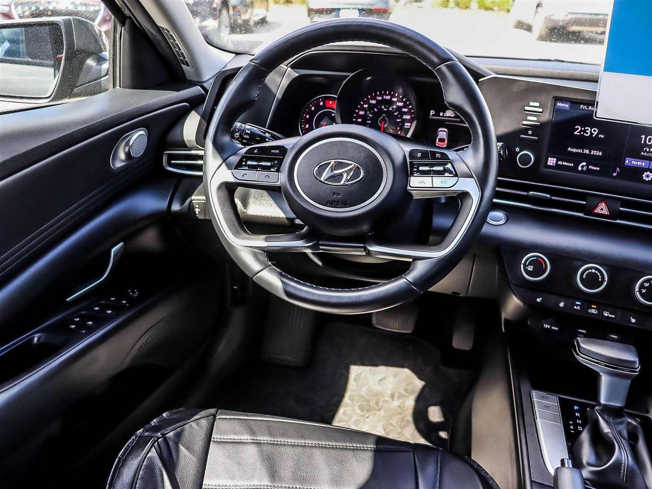 2023 Hyundai Elantra Preferred Photo