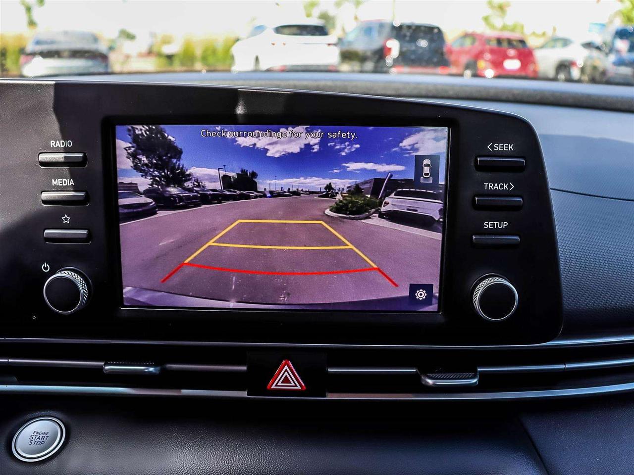 2023 Hyundai Elantra Preferred Photo