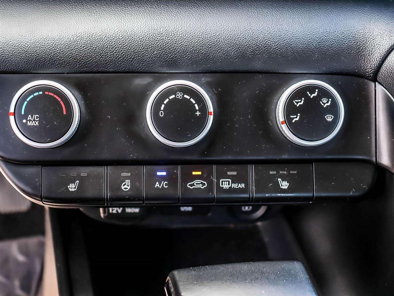 2023 Hyundai Elantra Preferred Photo