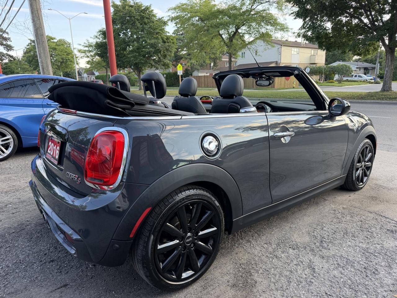 2016 MINI Cooper S CONVERTIBLE Photo