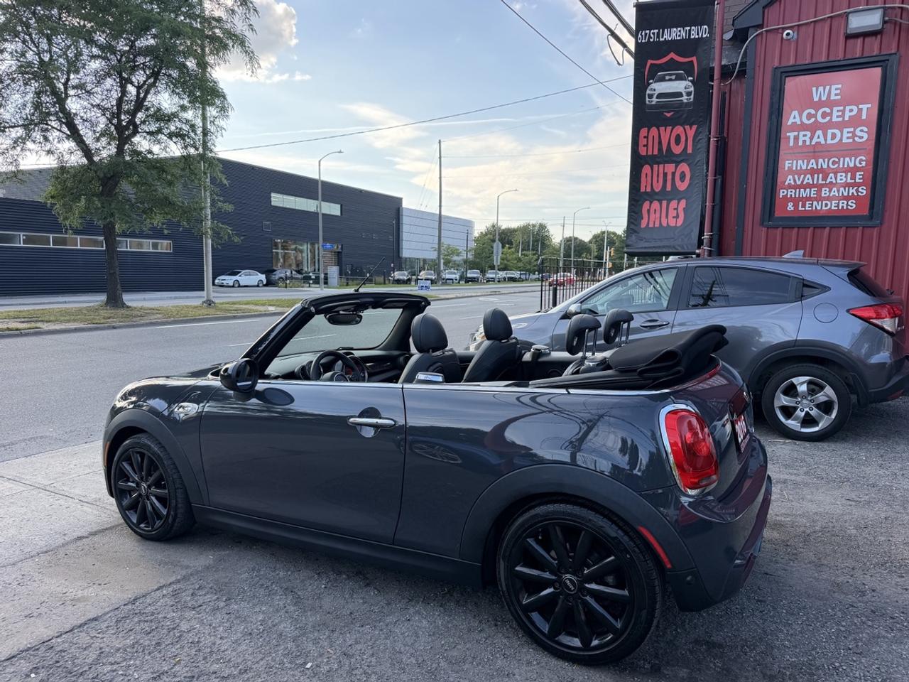 2016 MINI Cooper S CONVERTIBLE Photo