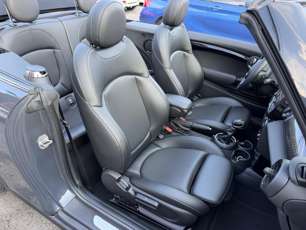 2016 MINI Cooper S CONVERTIBLE Photo